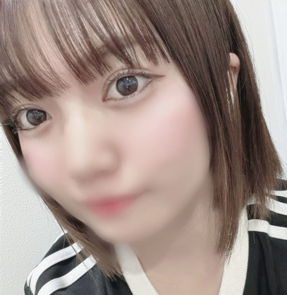 ぱっつんにした🙌🏻💭