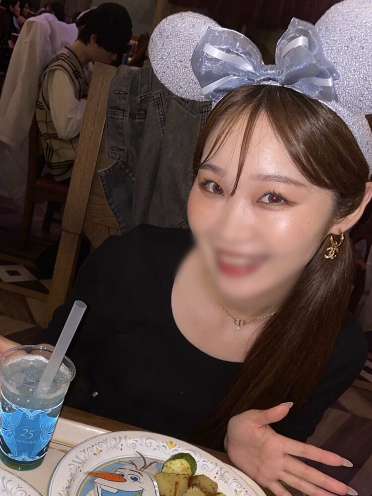 念願のアナ雪エリア❄️💗
